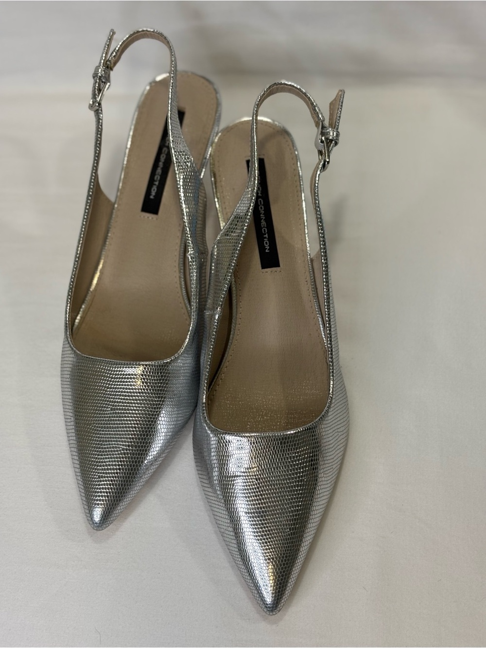 French Connection Silver Pointed Slingback Kitten Heels SZ 9M $105